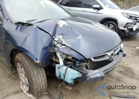 2005 Honda Accord 2.4 Lx z USA, uszkodzony, nr VIN 1HGCM56445A143528